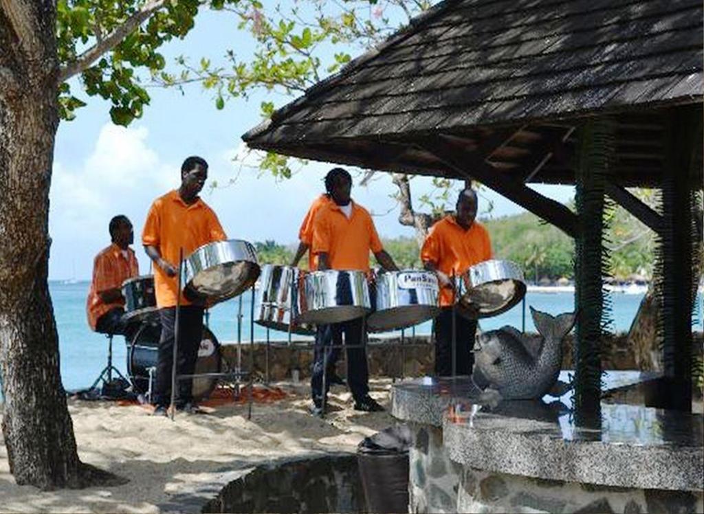East Winds St. Lucia Hotel Gros Islet Ngoại thất bức ảnh
